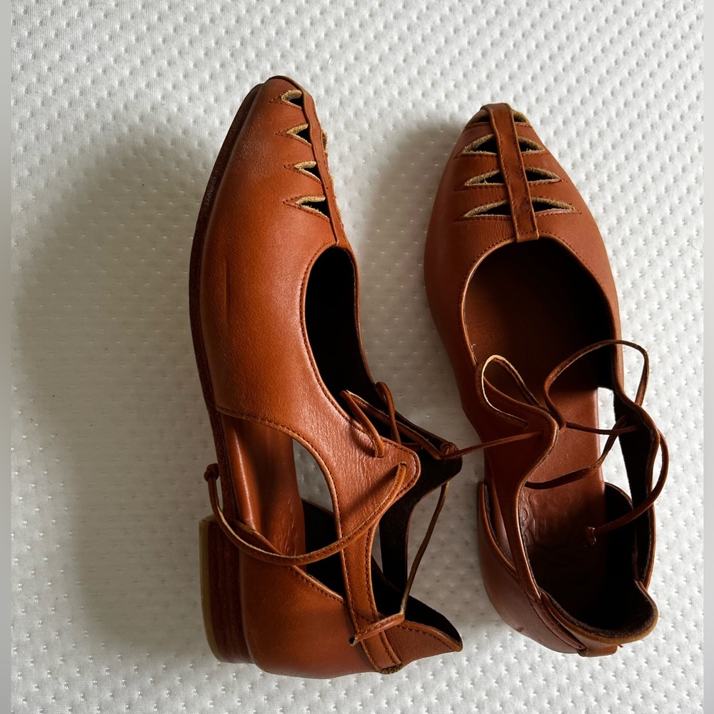 Bali Elf Brown Eden Flats